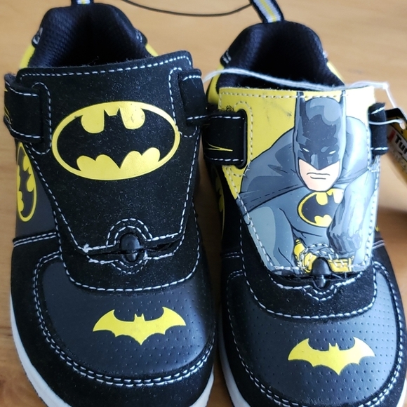 BATMAN Sneakers - Picture 6 of 6